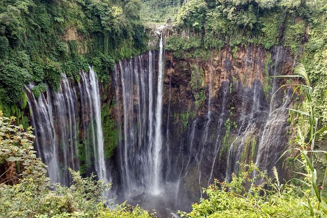 1Day - Tumpak Sewu Waterfall and Goa Tetes Cave Trekking - Why Tumpak Sewu is worth the long day