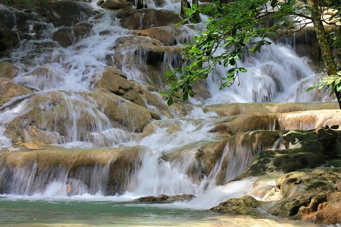 Action Pack Combo: Blue hole, river tubing and Dunn's River Falls - Why the guide and driver can make or break the day
