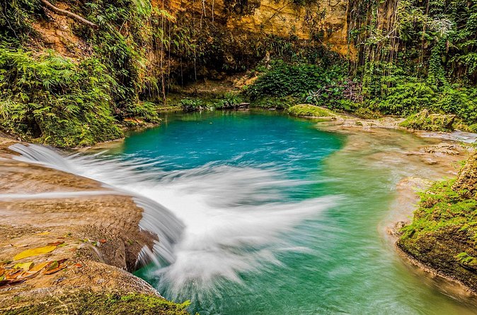 Action Pack Combo: Blue hole, river tubing and Dunn's River Falls - Who should book this adventure?