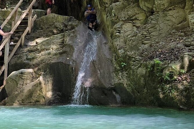 Adventure in the 7 Waterfalls + Typical Lunch and Transportation - Key points to know before you go