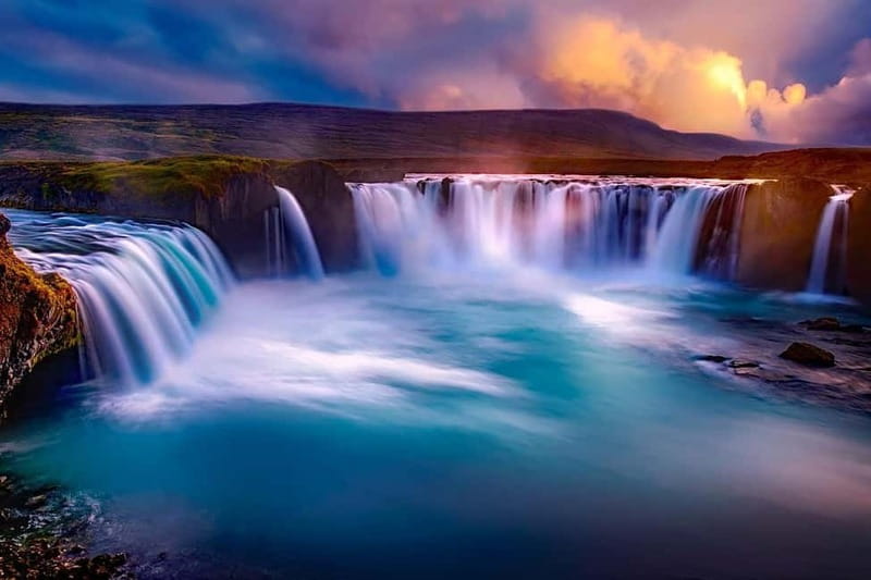 Akureyri Port: Godafoss Waterfall Classic Tour & Viewpoint - Leaving Akureyri through the northern countryside