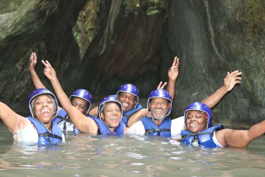 Amber Cove-Taino Bay 7 Damajaguas Water Falls + Local Food. - Packing for Wet Rocks and a Tight Port Schedule