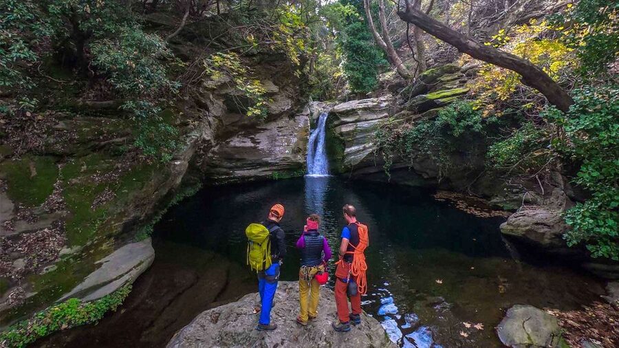 Andros: Achla River Trekking to the Waterfall - The short hike to the Achla River