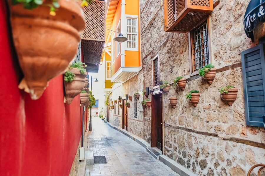 Antalya: City Tour including Waterfalls and Boat tour - The one-hour boat cruise from the old harbour