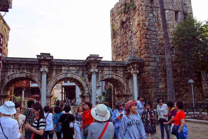 Antalya: City Tour with Boat Trip, Old Town & Waterfalls - Guides, vehicles, and the pace of the day