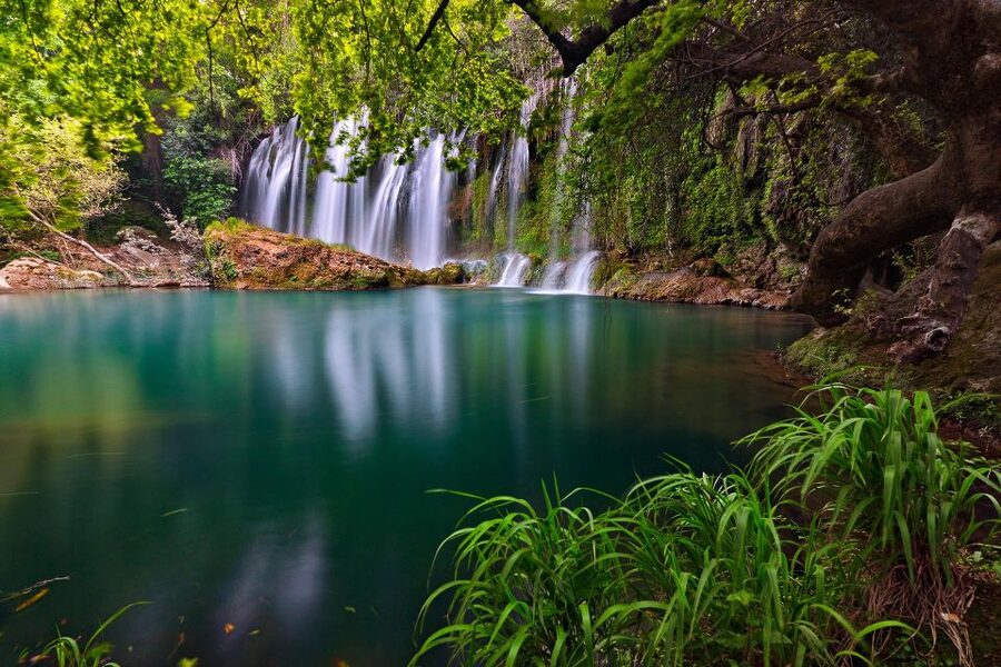 Antalya: Duden Waterfall Relax Boat Trip with Lunch - Seeing the Lower Düden Waterfall from sea level