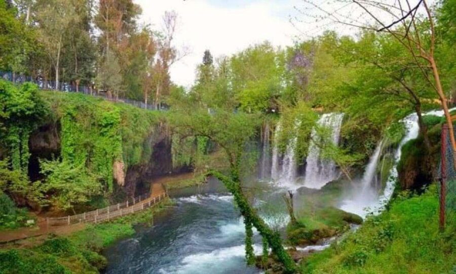 Antalya: Duden Waterfall Relax Boat Trip with Lunch - A quiet cruise or a party boat?