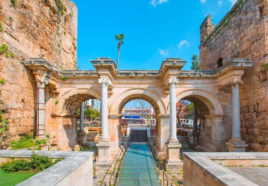 Antalya: Kaleici, Duden Waterfalls And Boat Tour With Lunch - What this Antalya day tour is really designed to do