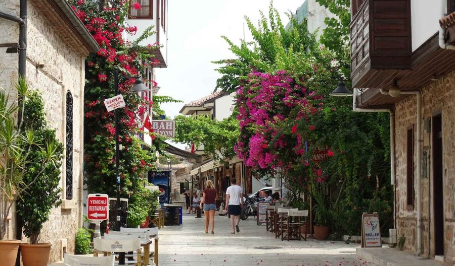 Antalya/Kemer: Old City, Waterfalls, Olympos Cable Car, Boat - Guides, language, and the value of the experience