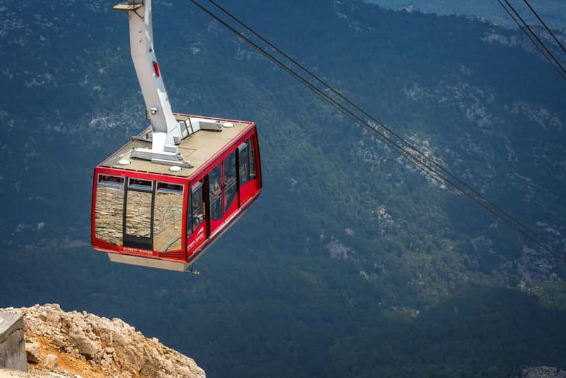Antalya: Old City Tour w/Boat Trip, Cable Car & Waterfalls - Kaleiçi Old Town: a short look at Antalya’s historic center