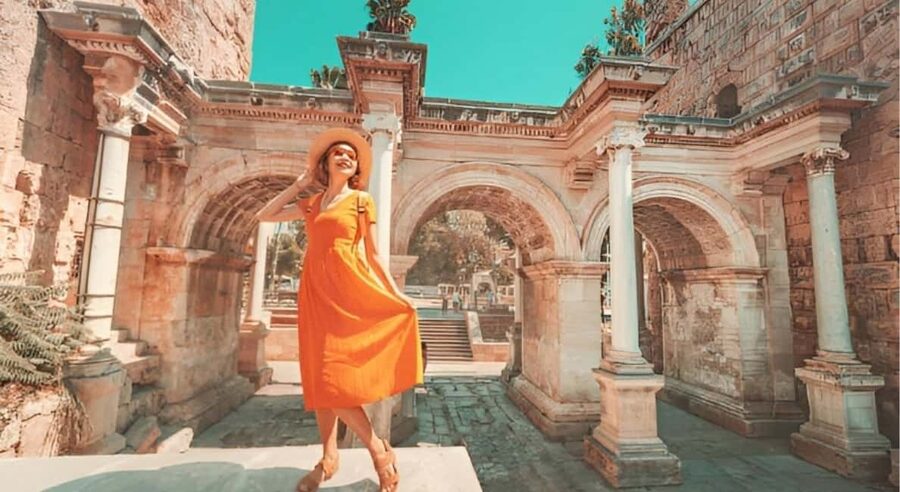 Antalya : Old City Tour w/Cable Car & Waterfalls & Boat Trip - Guides, vehicles, and how the day feels