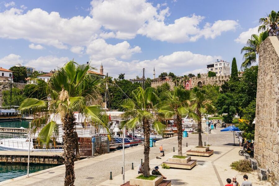 Antalya: Old Town with Aquarium or Cable Car & Waterfalls - Guides, vehicles, and the feel of the day