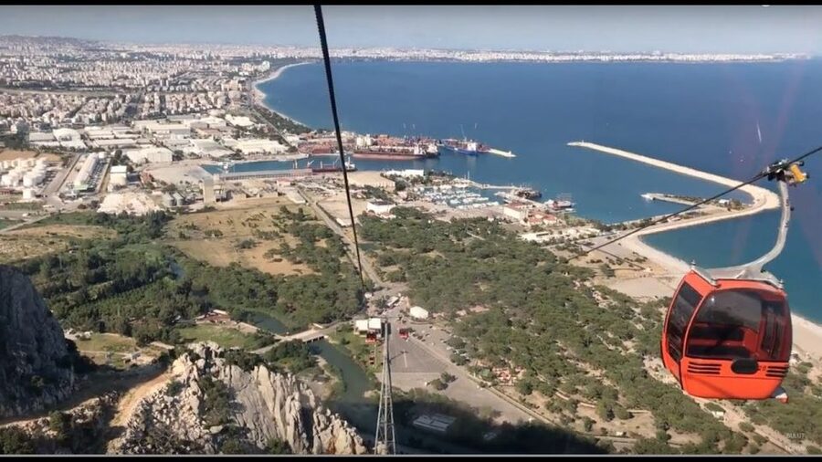 Antalya Photo Tour with Waterfalls, Old City & Boat Trip - Guide languages and communication