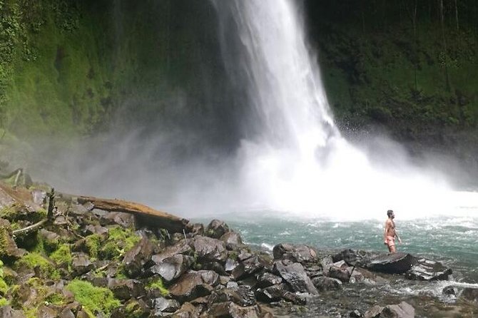 Arenal Horseback Riding to La Fortuna Waterfall - Guides can shape the whole experience