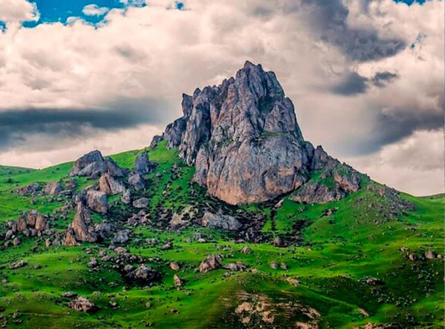 Baku: Guba & Sahdag Tour Lunch included and Laza Waterfall - Guba Forest and the lunch stop