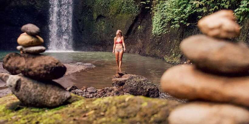 Bali: 3 Waterfalls and Tegalalang Rice Terrace Private Tour - Kanto Lampo Waterfall: the photogenic first stop