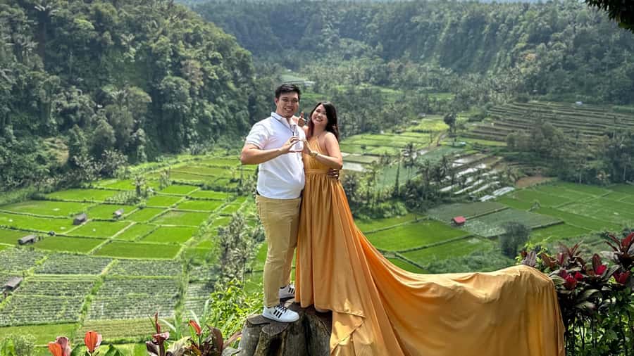 Bali: Besakih temple, Tukad Cepung waterfall, Penglipuran - The driver makes or breaks this Bali day trip
