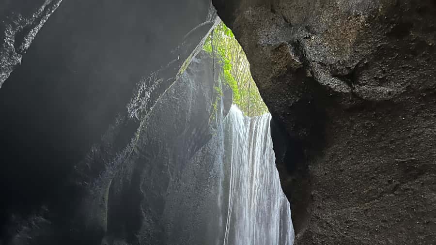 Bali: Besakih temple, Tukad Cepung waterfall, Penglipuran - What the $35 price really covers