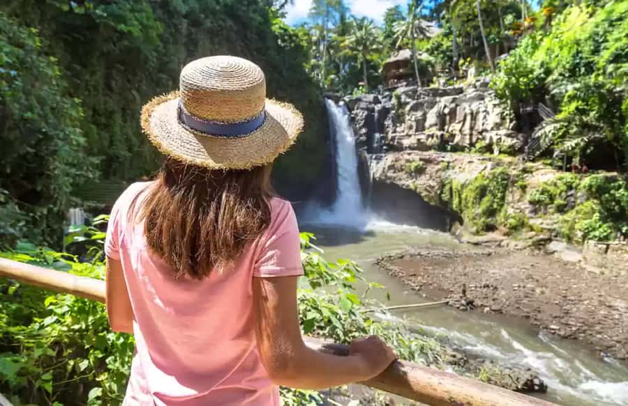 Bali Best Waterfalls Private Tour - Kanto Lampo and the photo queue problem