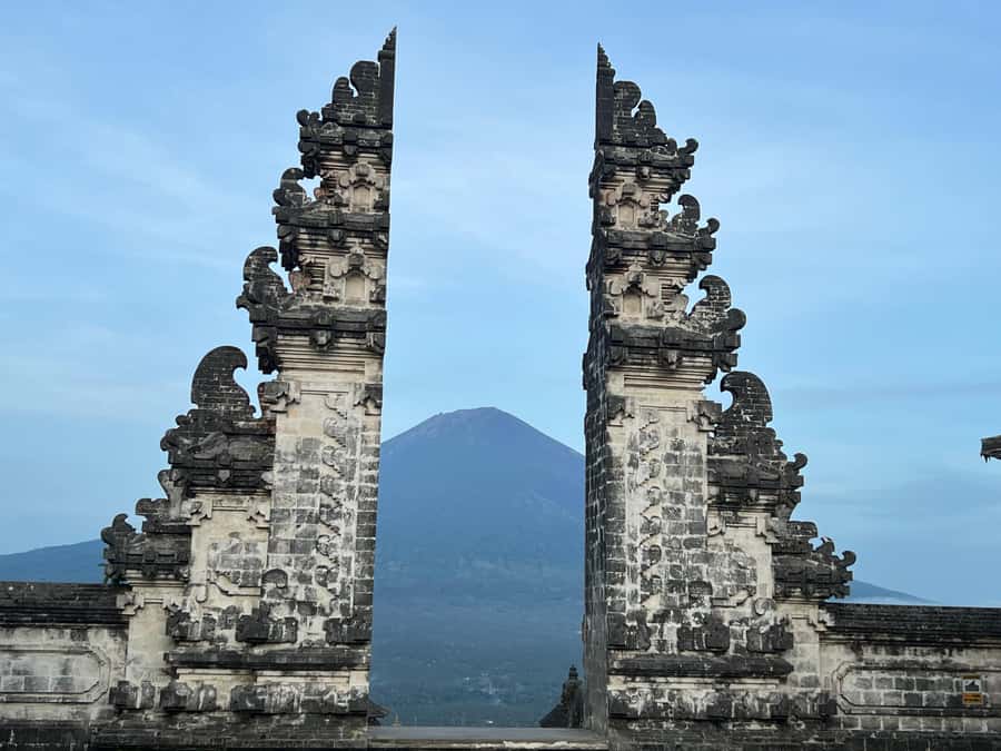 Bali: Gate of Heaven, Waterfall and Ubud All-Inclusive Tour - Tukad Cepung Waterfall inside the cave