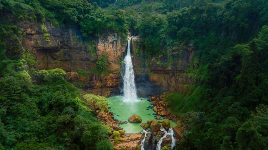 Bali: Gitgit and Alingaling Waterfalls Small Group Tour - What the $55 price really covers