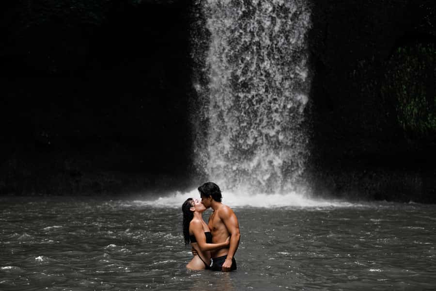 Bali: Griya Taman Beji Waterfall with Optional Ubud Tours - Tirta Empul: water, worship, and proper respect