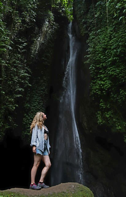Bali: Hidden Waterfalls Private Tour (All-Inclusive) - Munduk: a quieter finish through green surroundings
