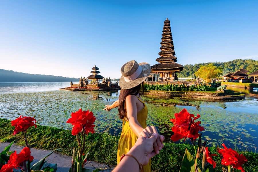 Bali: Lake Bratan, Handara Gate, Waterfall & Swing Tour - Key points to know before booking
