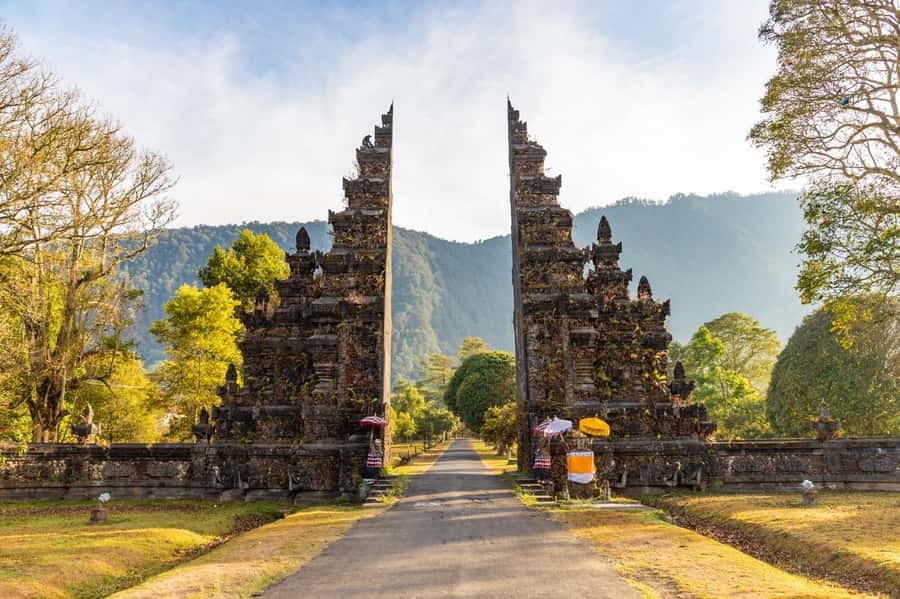 Bali: Lake Bratan, Handara Gate, Waterfall & Swing Tour - Transport, timing, and the cost of the day
