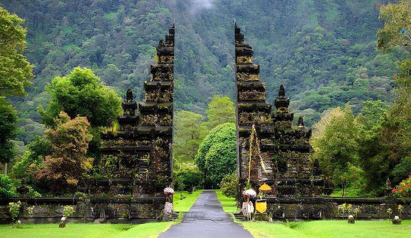 Bali: Lake Temple, Jatiluwih Rice Terrace & Waterfall Tour - Key Points at a Glance