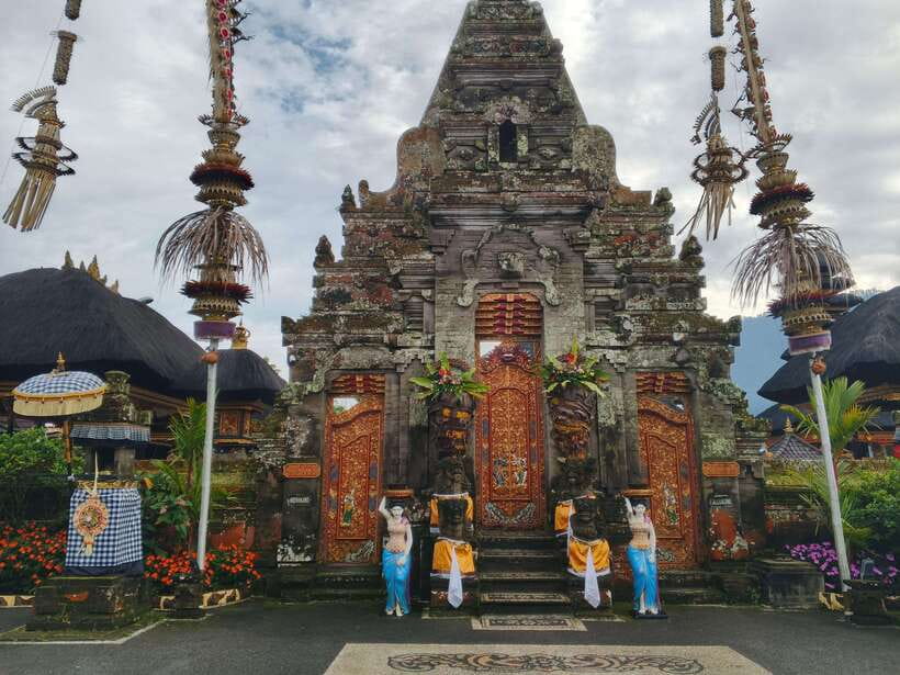 Bali: Lake Temple, Jatiluwih Rice Terrace & Waterfall Tour - Banyumala Waterfall and Its Clear Pool