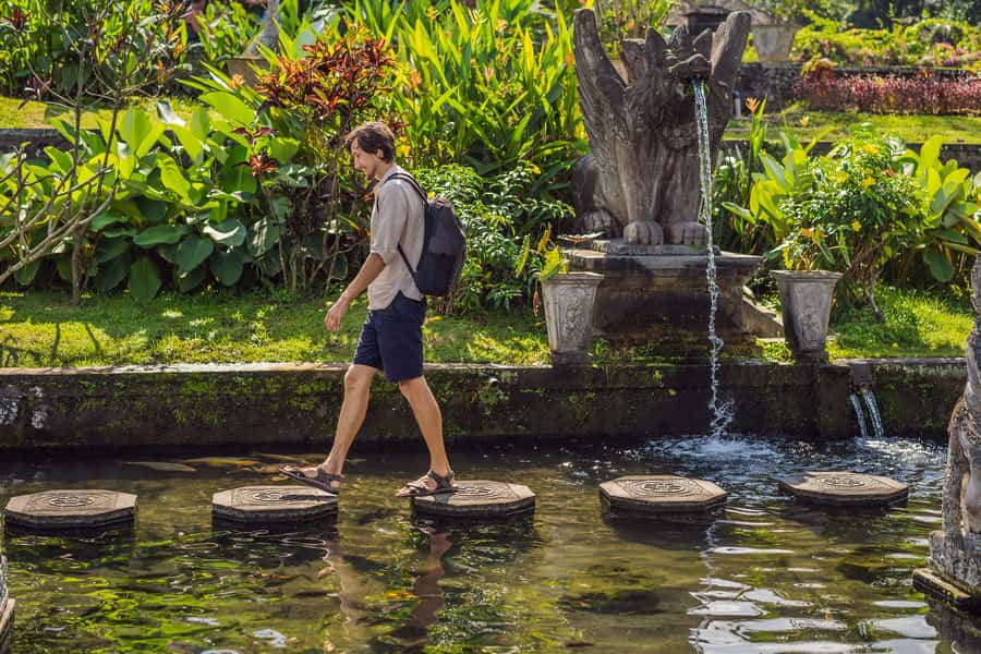 Bali: Lempuyang Quick Access, Waterfall, Water Palace & More - Lempuyang Temple and the famous Gates of Heaven