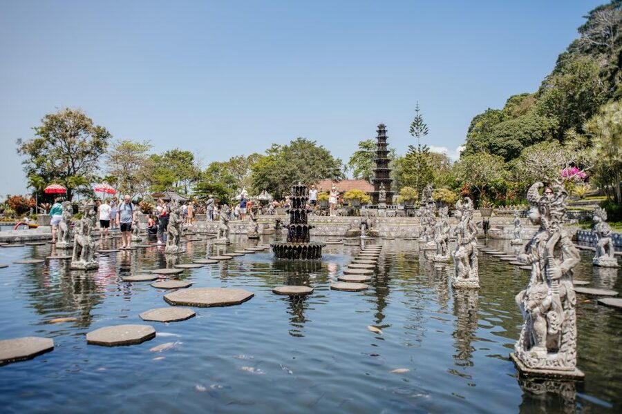 Bali: Lempuyang Quick Access, Waterfall, Water Palace & More - Your guide is the real value of the day