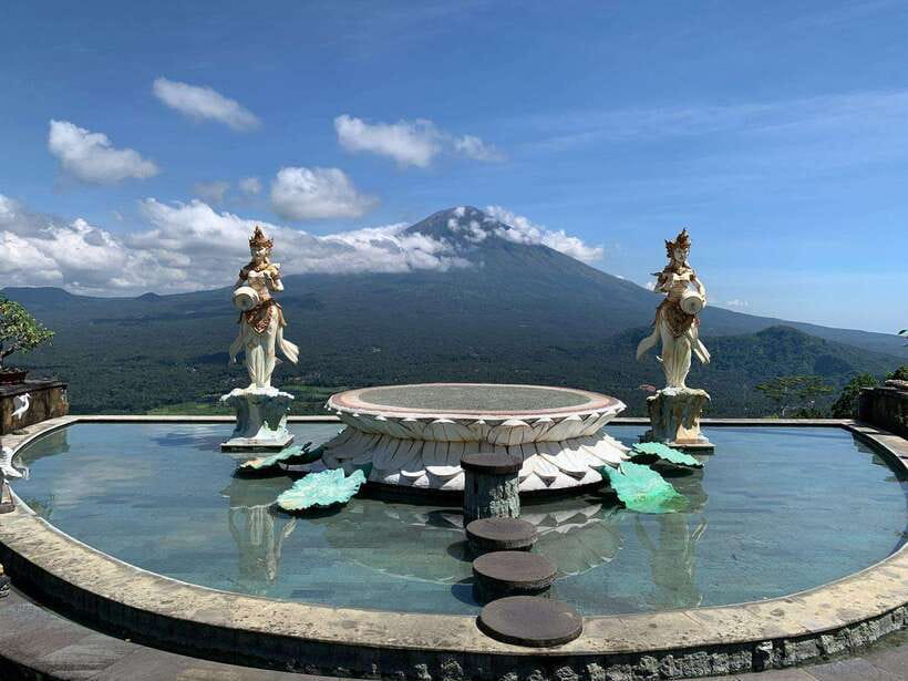 Bali: Lempuyang Temple, Tirta Gangga, and Temesi Waterfall … - What the private guide adds to the day