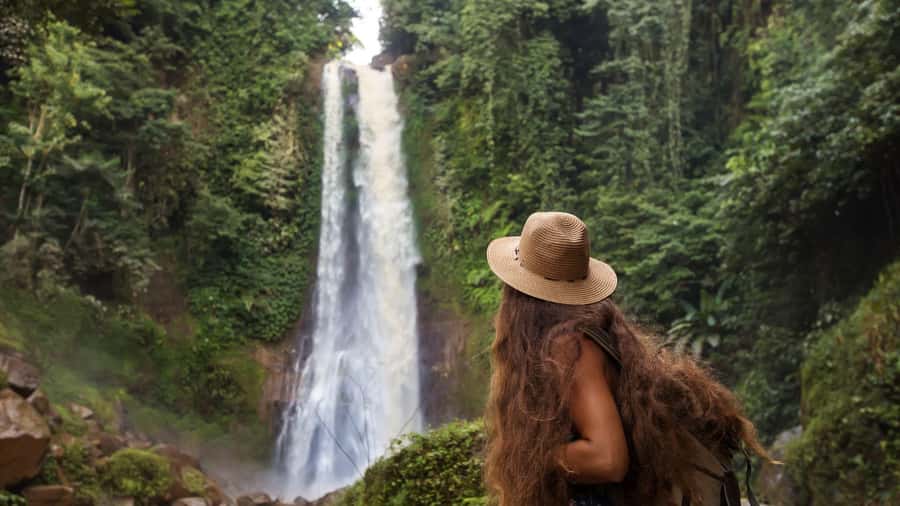 Bali/Lovina: Dolphin Snorkeling, Swimming & Waterfall Tour - Sunrise from the boat