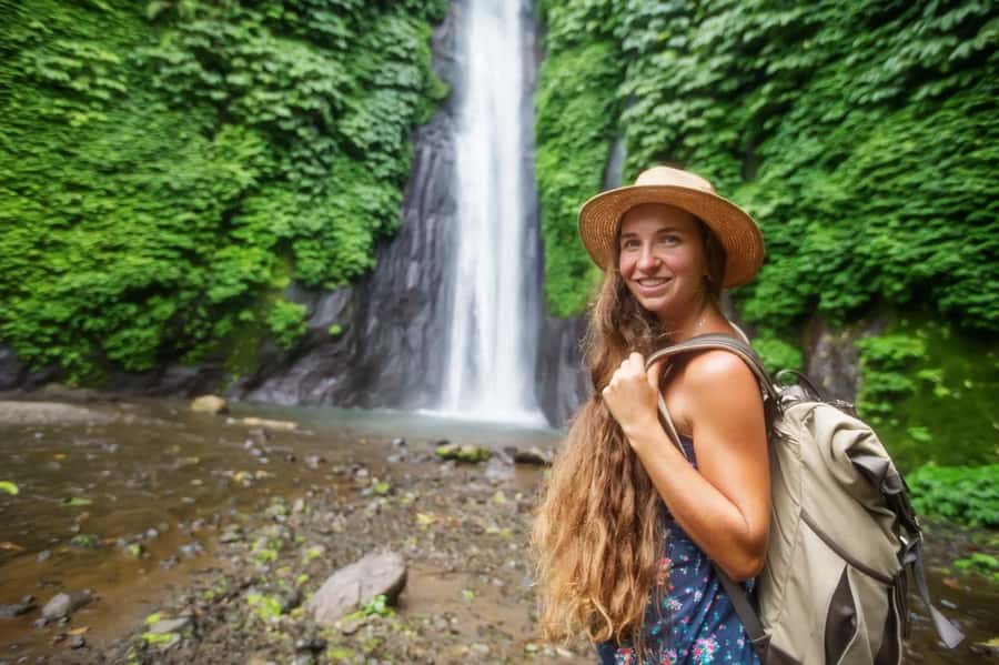 Bali: Munduk Waterfalls Trek, Twin Lakes and Temple Tour - The rainforest trek and its local stories