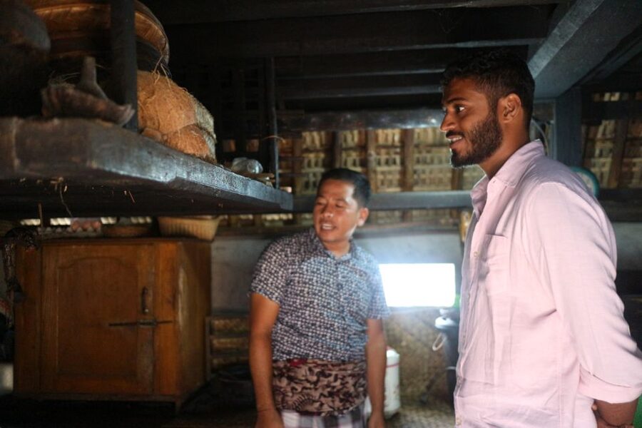 Bali: Penglipuran Village, Rice Terrace & Waterfall Tour - The guides make the cultural difference