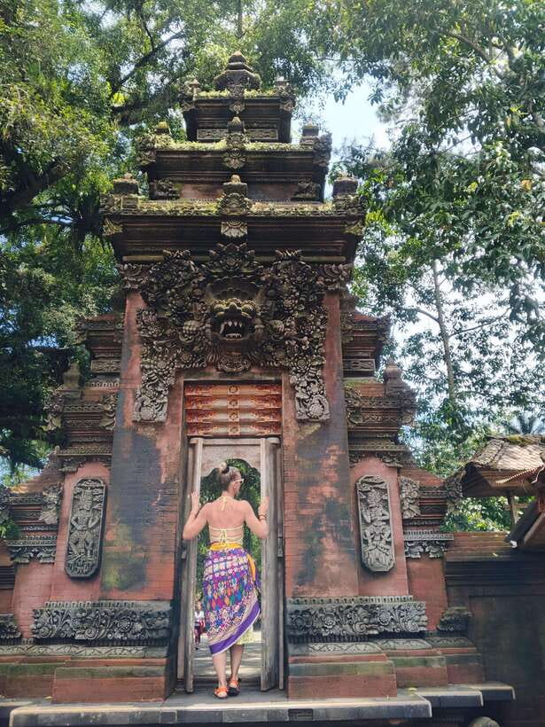 Bali: Rice terrace, Waterfall, and water Temple Day Tour - What to pack for waterfalls and temples