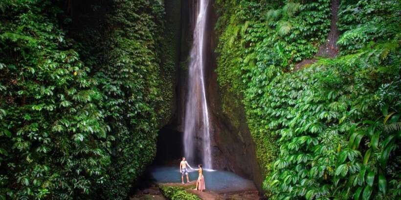 Bali Secret Waterfalls with Ulun Danu Beratan Temple Tour - Ulun Danu Beratan on Lake Beratan