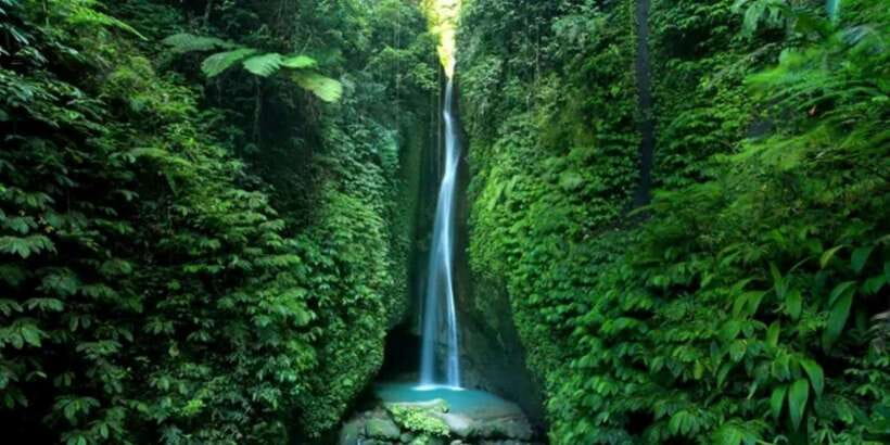 Bali Secret Waterfalls with Ulun Danu Beratan Temple Tour - Pickup from Bali’s southern resorts