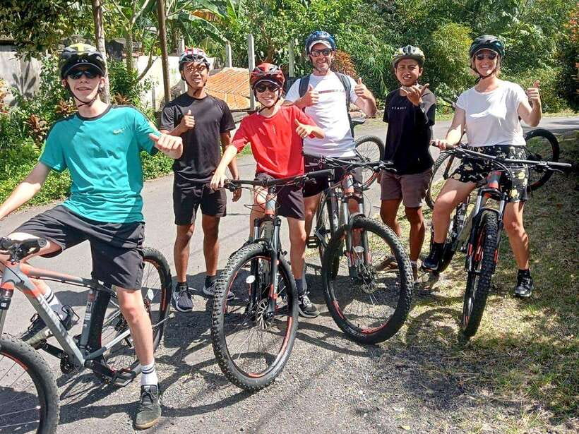 Bali: Sidemen Valley Cycling Tour with Gembleng Waterfall - Why Sidemen is a good place to cycle
