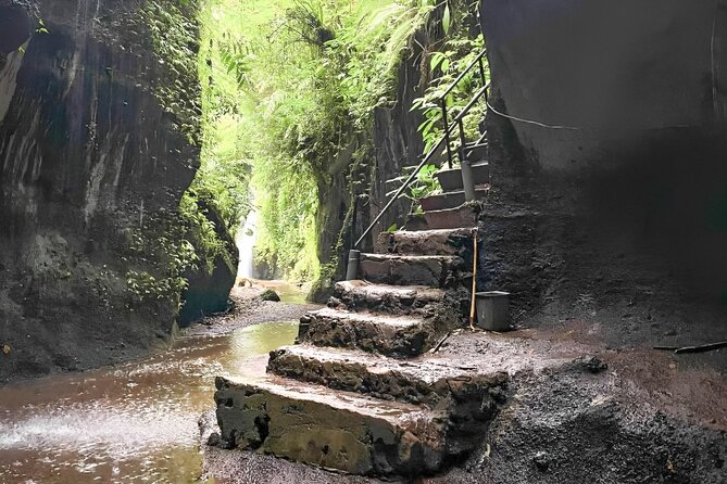 Bali Tour : Tegenungan - Tukad Cepung - Kanto Lampo - Tibumana Waterfall - Tegenungan: the powerful finale