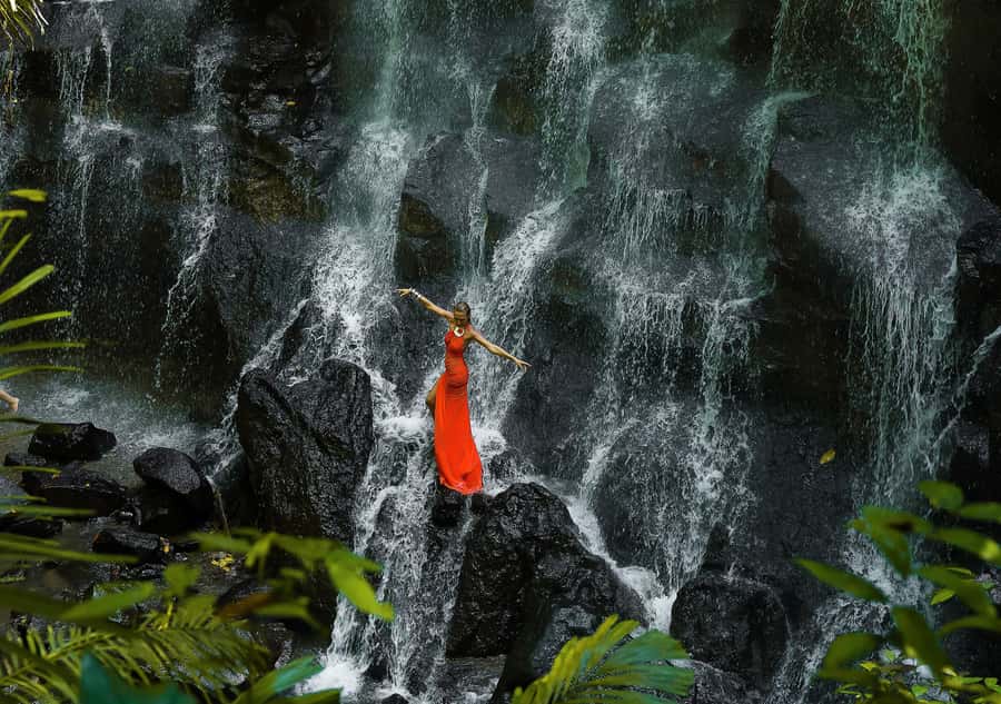 Bali/Ubud: Kanto Lampo Waterfall, Monkey Forest & Swing Tour - Tegallalang: the swing is a photo stop with a height factor