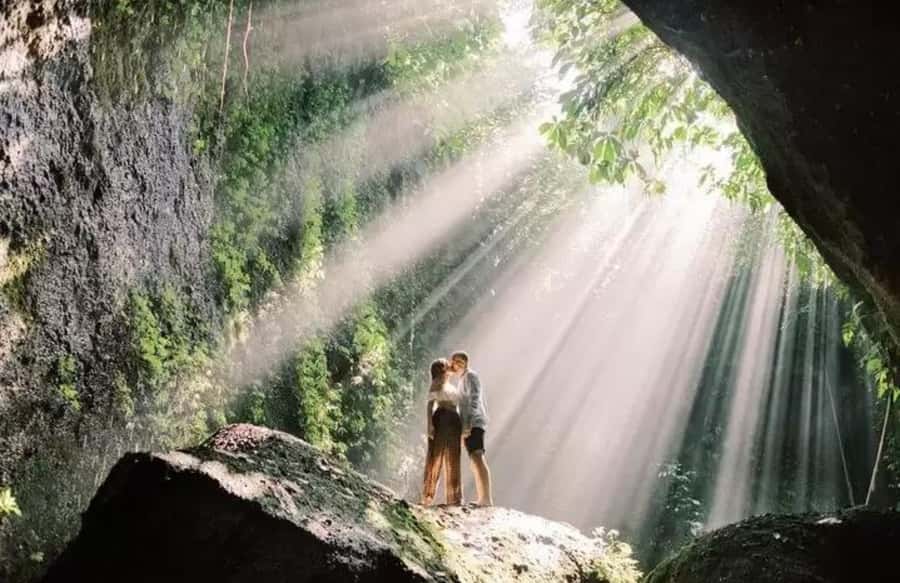 Bali Waterfalls Private Day Tour - Kanto Lampo and its distinctive water