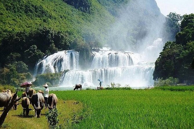 Ban Gioc Waterfall 2 Days 1 Night From Hanoi - Ban Gioc Waterfall and the pagoda climb