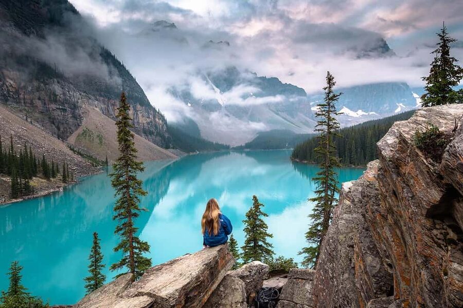 Banff: Emerald Lake, Wapta Falls & Takakkaw Falls Day Trip - Emerald Lake Starts the Day Calmly