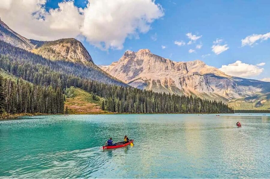 Banff: Emerald Lake, Wapta Falls & Takakkaw Falls Day Trip - Guides Are a Major Part of the Value