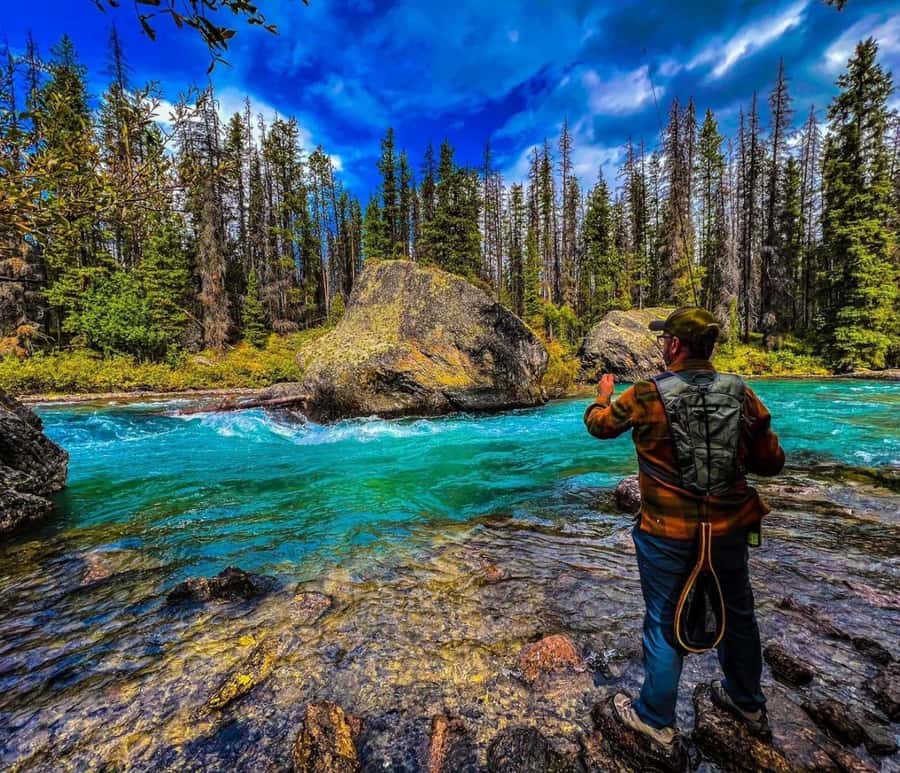 Banff: Gondola, Hot Springs, Bow falls & Three lakes tour - A Long Day That Covers Banff’s Greatest Hits