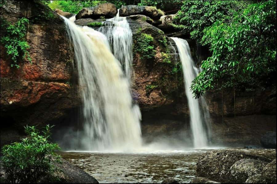 Bangkok: Khao Yai Nature Trails & Heaw Suwat Waterfall - Haew Suwat Waterfall and its movie connection