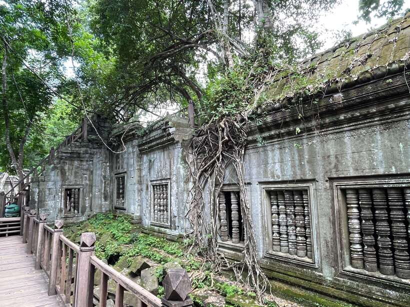 Banteay Srei, Kulen Waterfall & Beng Mealea Small-Group Tour - Peng Ta Kho and the Amazing Cliff viewpoint